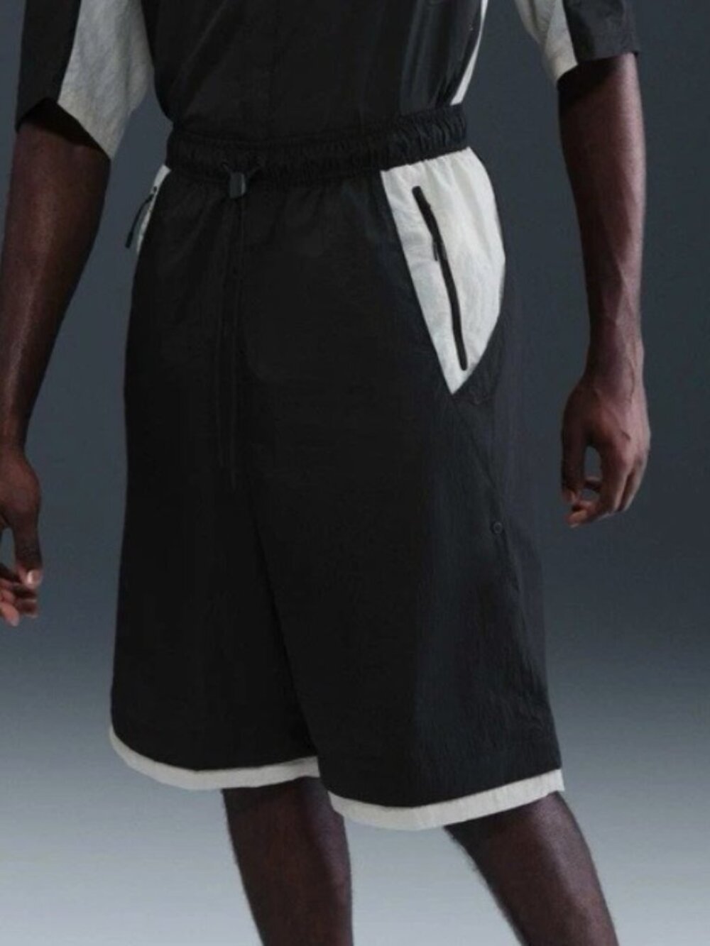 Nike Tech Woven Oversized Shorts Black IF8259-010 Men’s